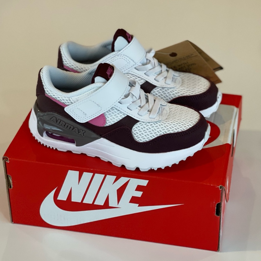 Nike Kids Sneakers - White and Purple